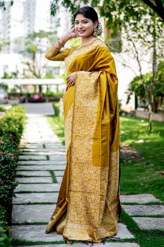 Women mustarad Art silk handloom saree