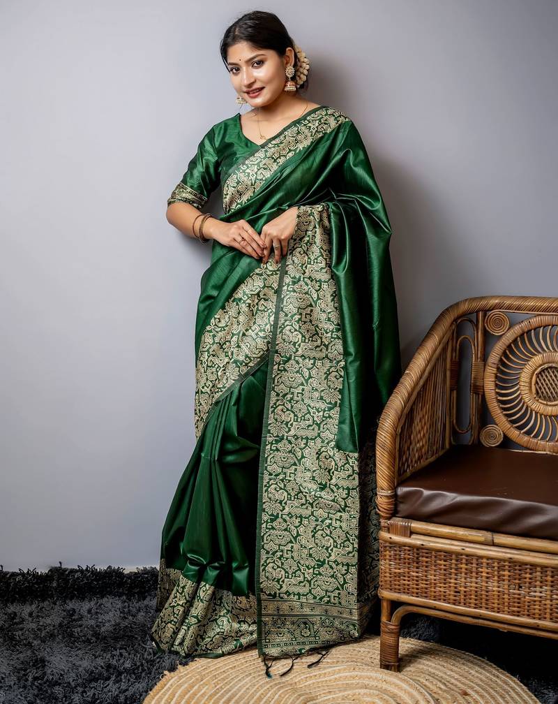 Women dark green Art silk handloom saree