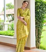 Women light green Art silk handloom saree
