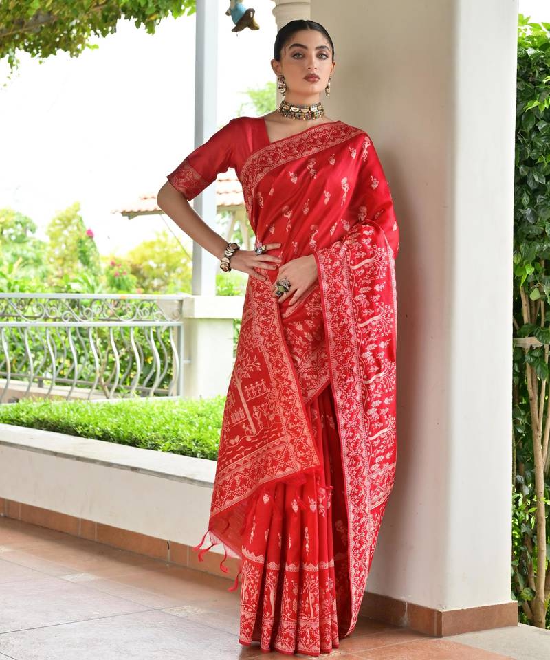 Women red Art silk handloom saree