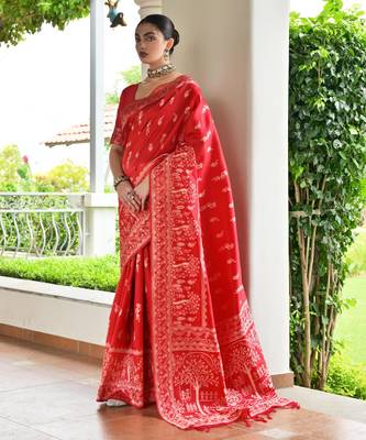 Women red Art silk handloom saree 4