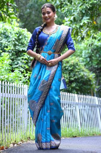 Women blue Art silk handloom saree