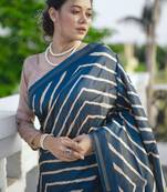 Women grey art silk handloom saree