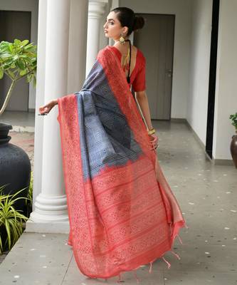 Women grey Art silk handloom saree 2