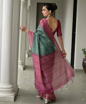Women light green Art silk handloom saree 2