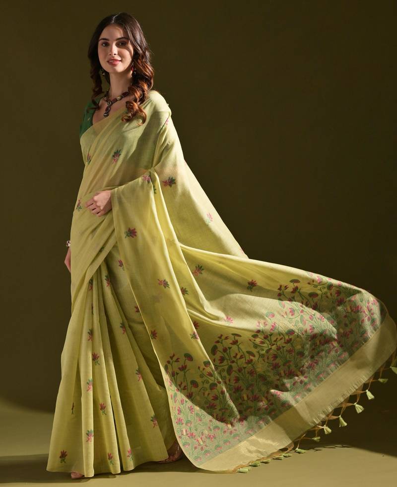 Women light yellow cotton handloom saree