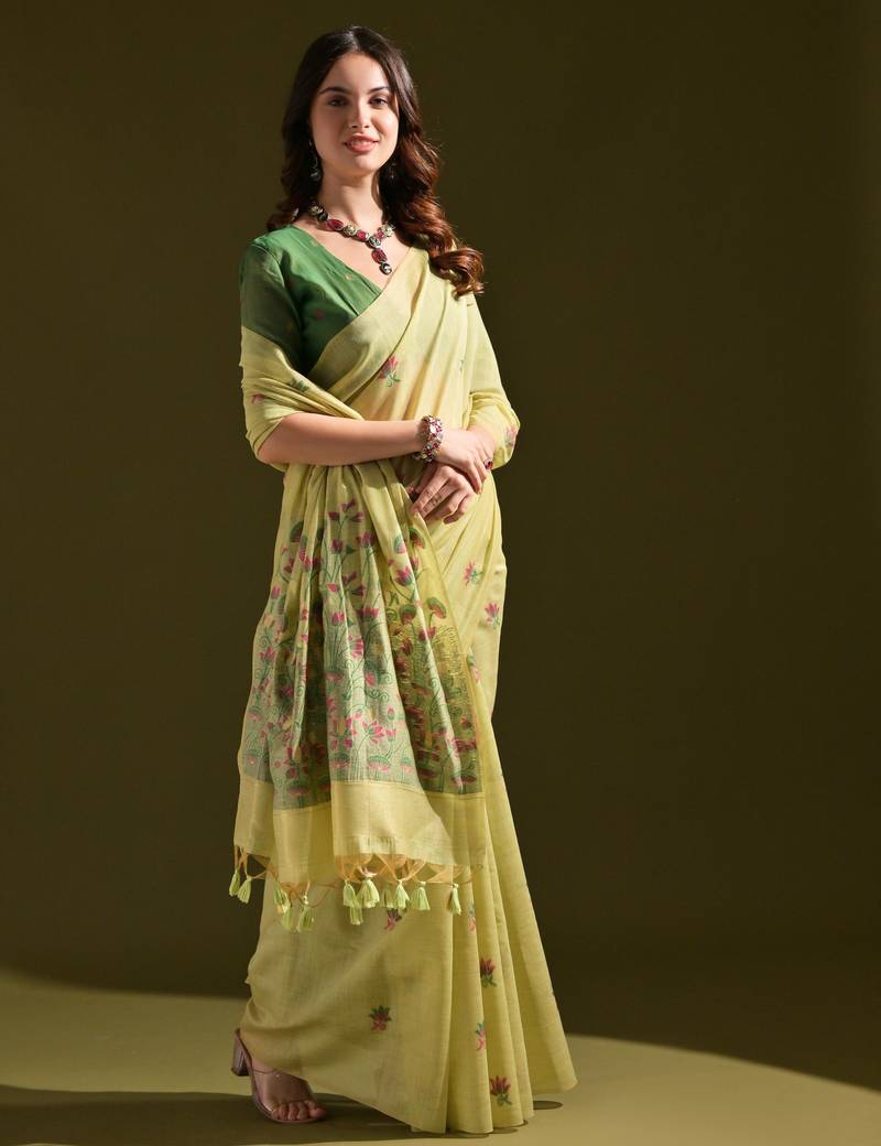 Women light yellow cotton handloom saree
