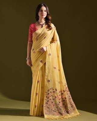 Women yellow cotton handloom saree 1