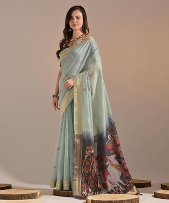 Women grey cotton handloom saree 1