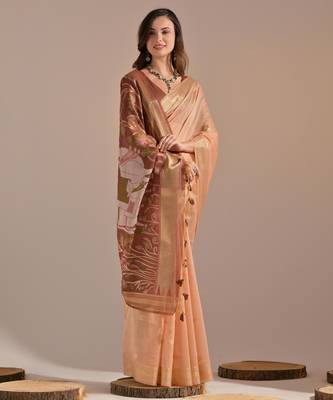Women peach cotton handloom saree 2