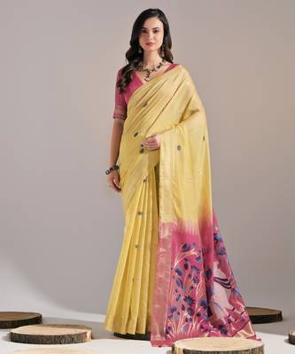 Women yellow cotton handloom saree 1