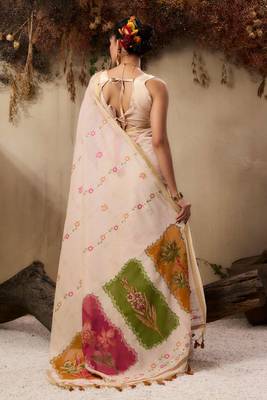 Women cream cotton handloom saree 3