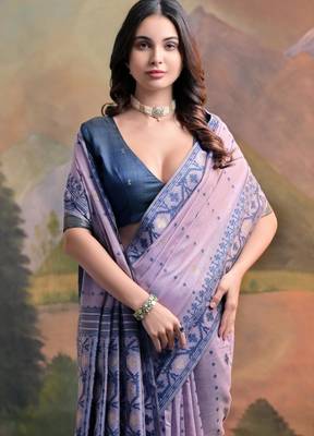 Women light lavender cotton handloom saree 3