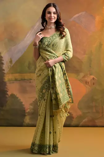 Women light pista cotton handloom saree