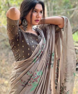 Women grey Art silk handloom saree 2