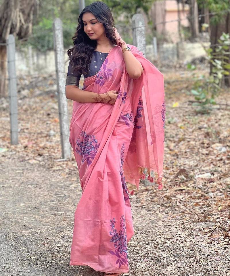 Women pink Art silk handloom saree