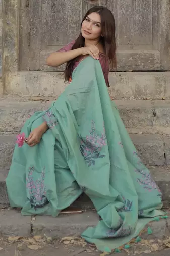 Women rama Art silk handloom saree