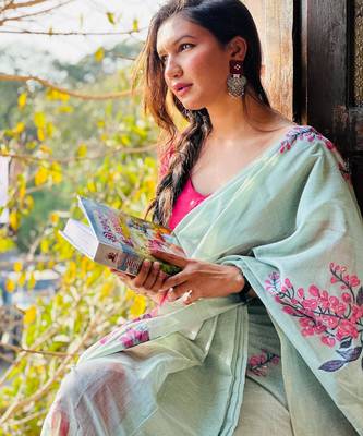 Women sky blue Art silk handloom saree 2