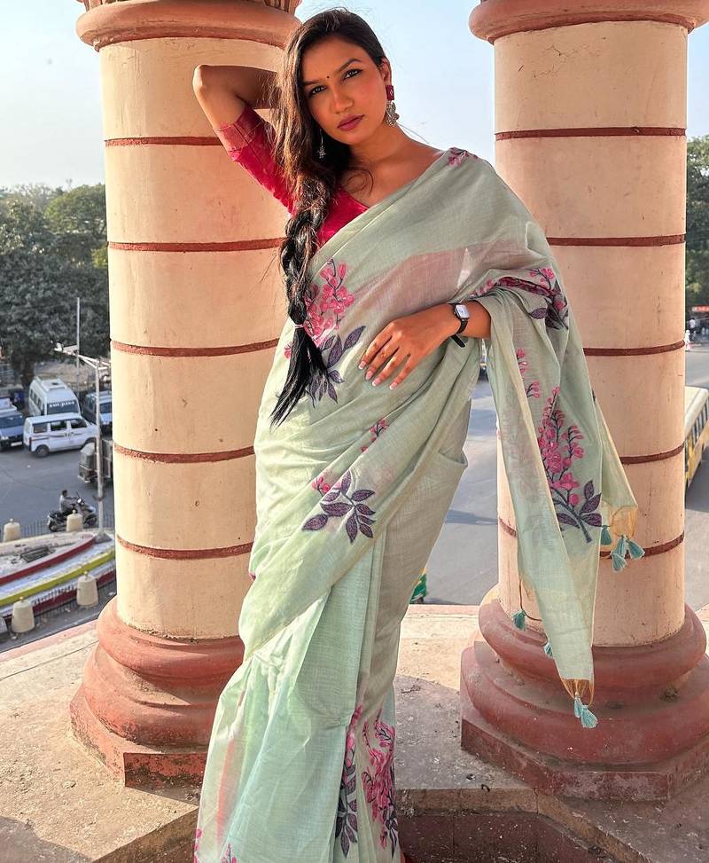 Women sky blue Art silk handloom saree