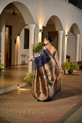 Women blue Art silk handloom saree 2