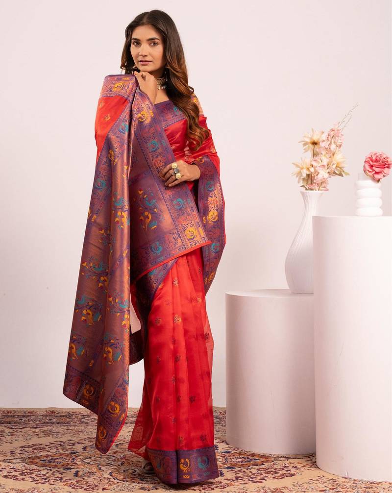 Women red Art silk handloom saree