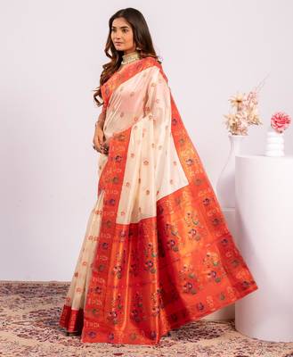 Women white Art silk handloom saree 4