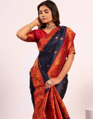 Women blue Art silk handloom saree 1