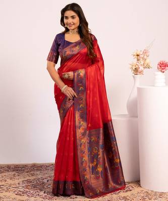 Women red Art silk handloom saree 3