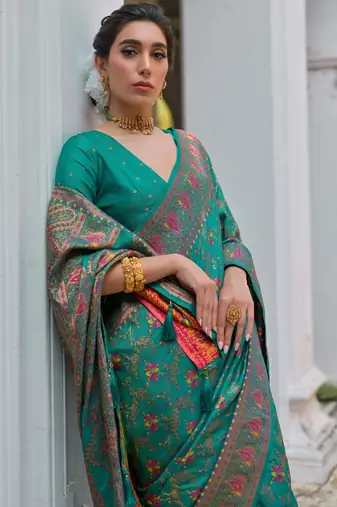 Women rama Art silk handloom saree