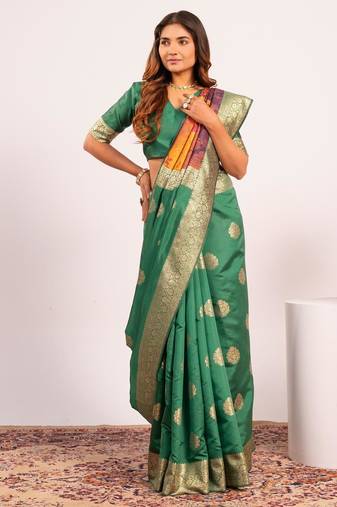 Women green Art silk handloom saree