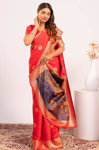 Women red Art silk handloom saree