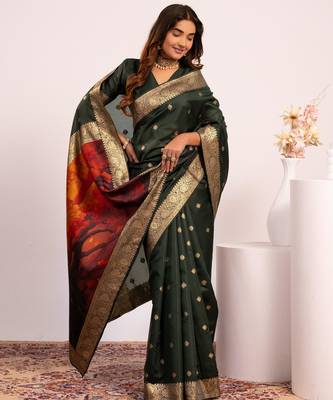 Women green Art silk handloom saree 3