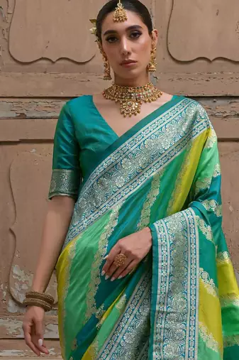 Women green Art silk handloom saree