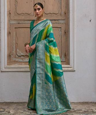 Women green Art silk handloom saree 4