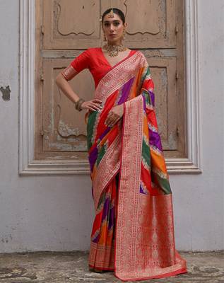 Women red Art silk handloom saree 1