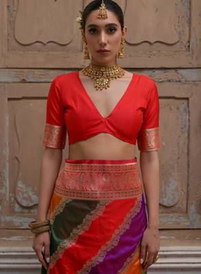 Women red Art silk handloom saree 2