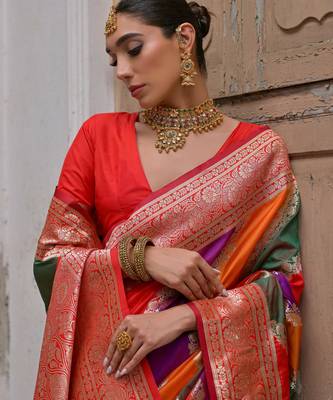 Women red Art silk handloom saree 3