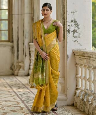 Women yellow Art silk handloom saree 4