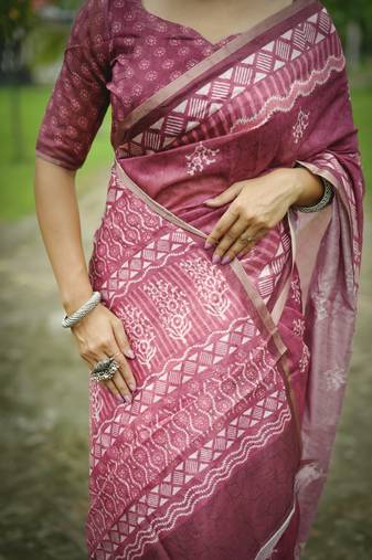 Women magenta art silk handloom saree