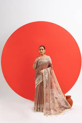 Women brown art silk handloom saree 1