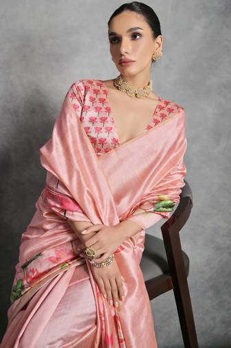 Women peach art silk handloom saree