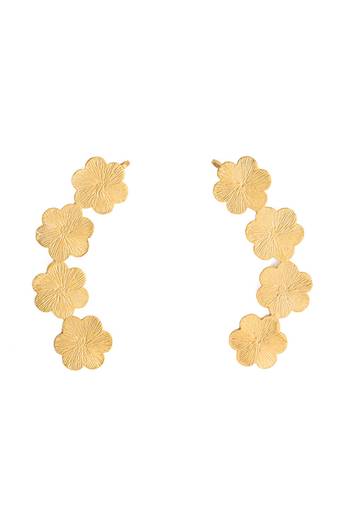 Golden flower carved ear cuff