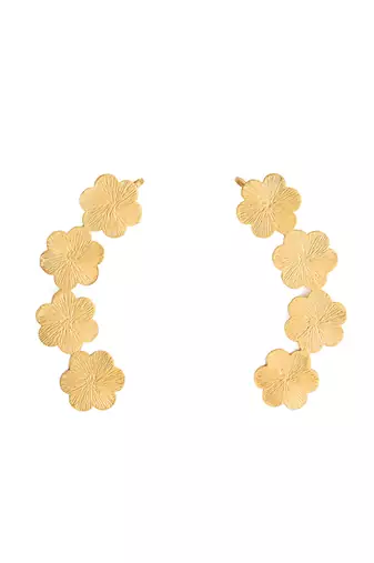 Golden flower carved ear cuff