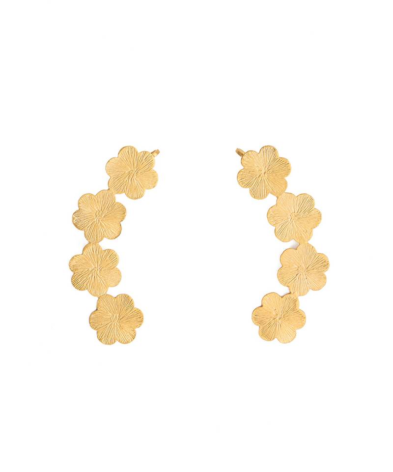 Golden flower carved ear cuff