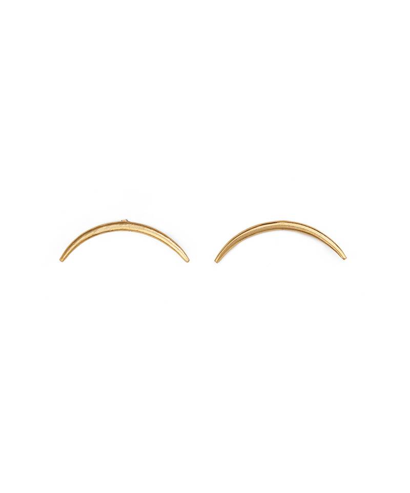 Golden arch stud earrings
