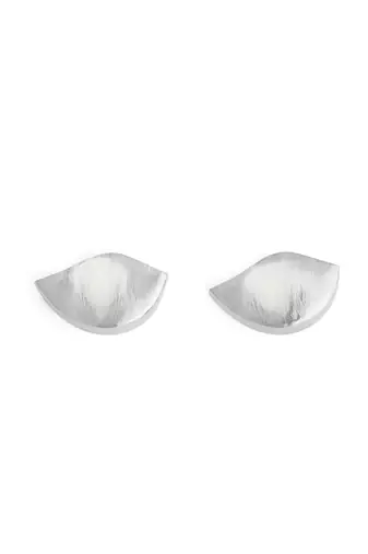 Silver drip stud earrings
