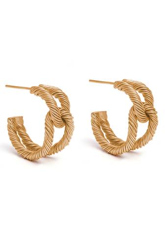 Golden threaded circular hoops