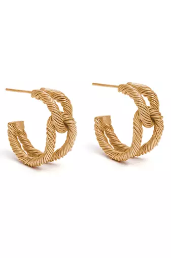 Golden threaded circular hoops
