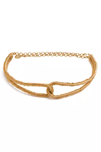Golden threaded interlocked choker