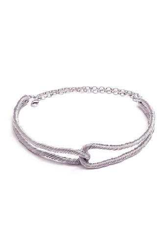 Silver threaded interlocked choker